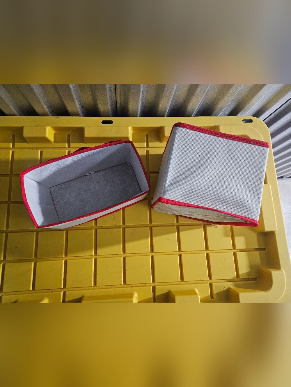 Hello Kitty Red and White Organizers - Picture 3 of 5